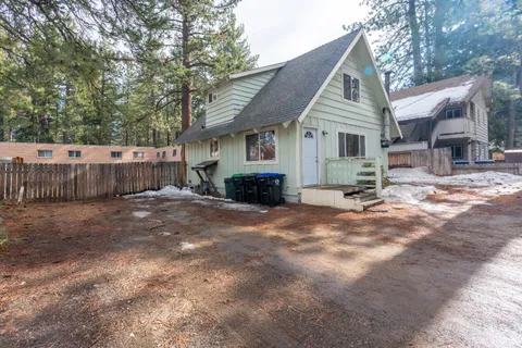 $524,000 | 1195 Bonanza Avenue, South Lake Tahoe, CA 96150