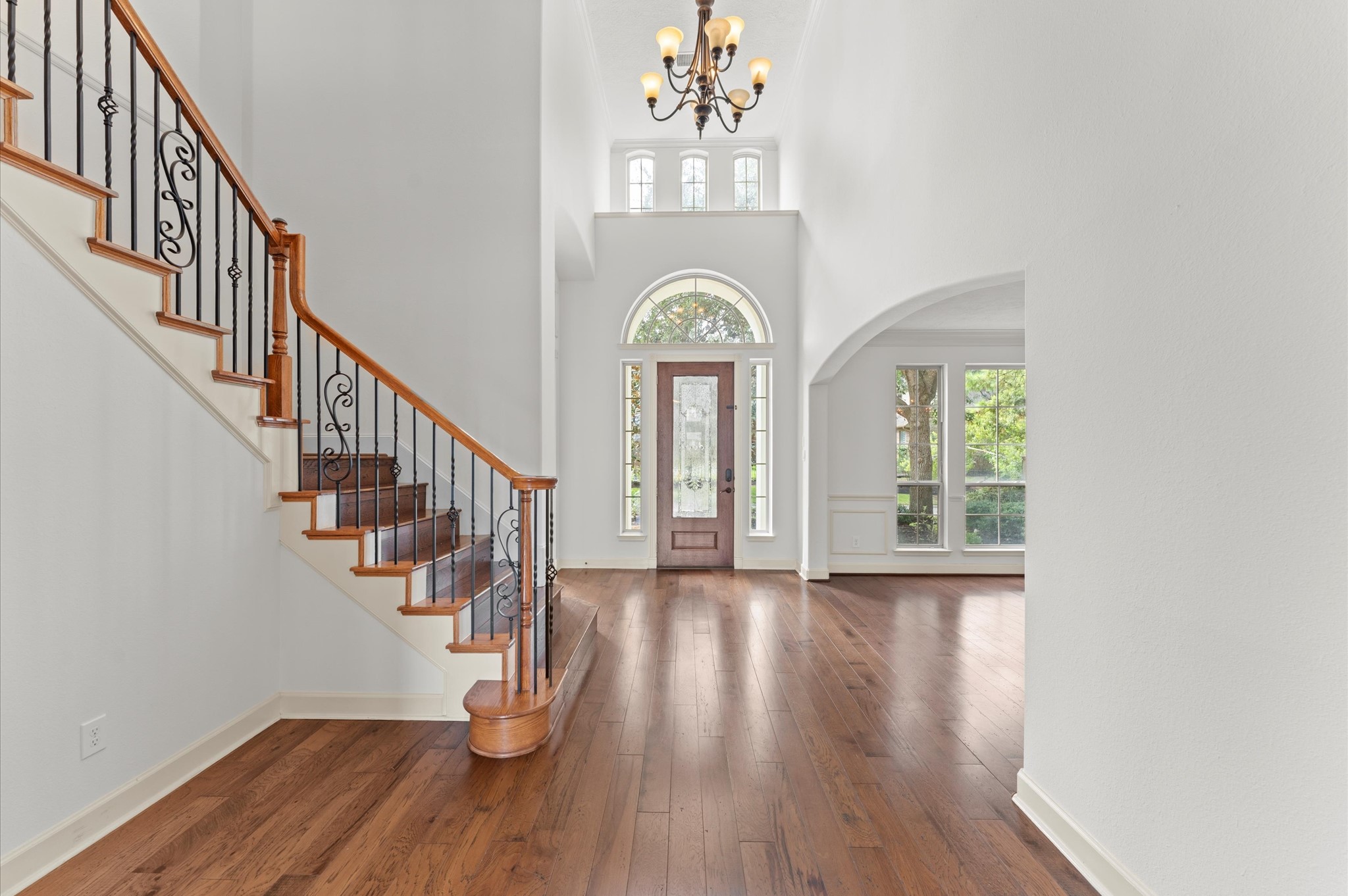 3 North Beech Springs Circle Spring, TX 77389 - Photo 3 of 43 a view of entryway and hall with wooden floor