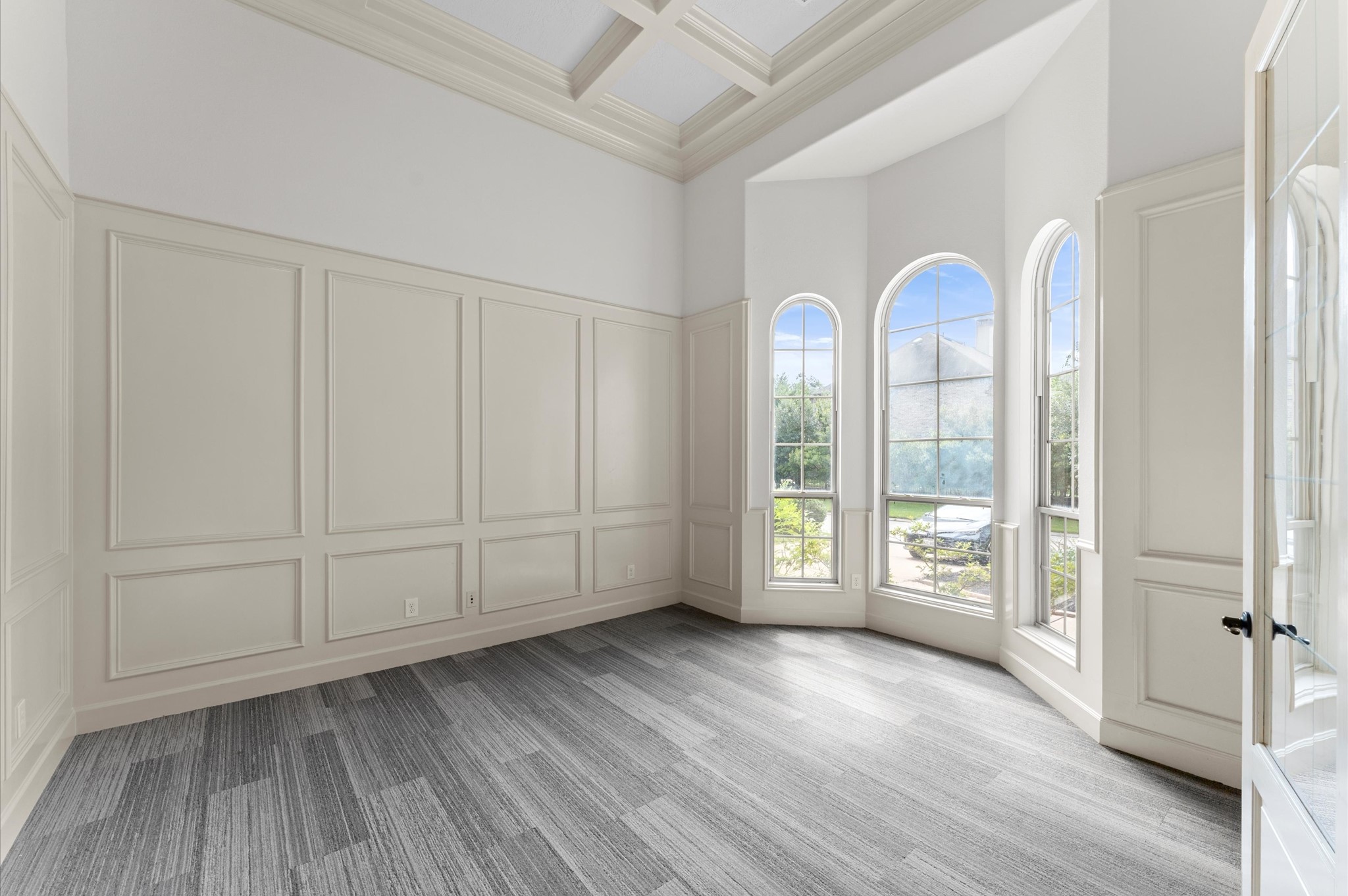 3 North Beech Springs Circle Spring, TX 77389 - Photo 10 of 43 an empty room with wooden floor and windows