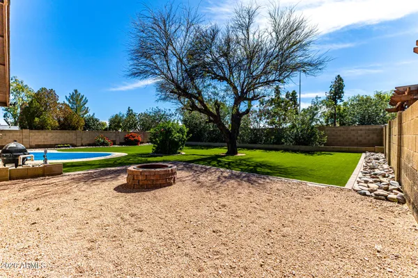 $689,000 | 2021 East Pegasus Drive, Tempe, AZ 85283