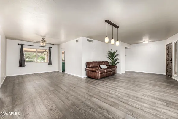 $689,000 | 2021 East Pegasus Drive, Tempe, AZ 85283