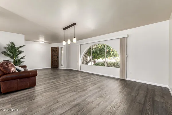 $689,000 | 2021 East Pegasus Drive, Tempe, AZ 85283