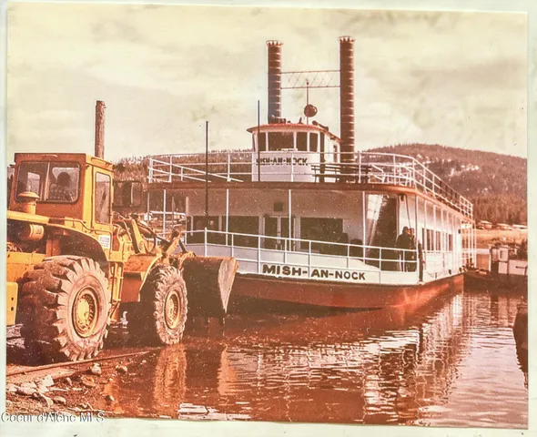 $10,000,000 | 5729 East Marine Drive, Post Falls, ID 83854