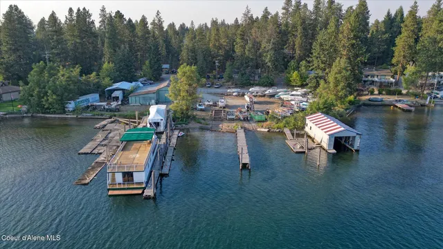 $10,000,000 | 5729 East Marine Drive, Post Falls, ID 83854