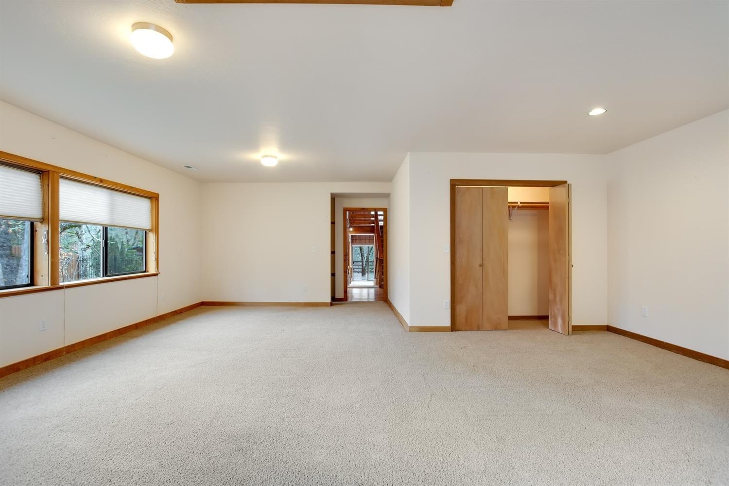 197 Rene Drive Shady Cove, OR 97539 - Photo 18 of 35 Additional Photo