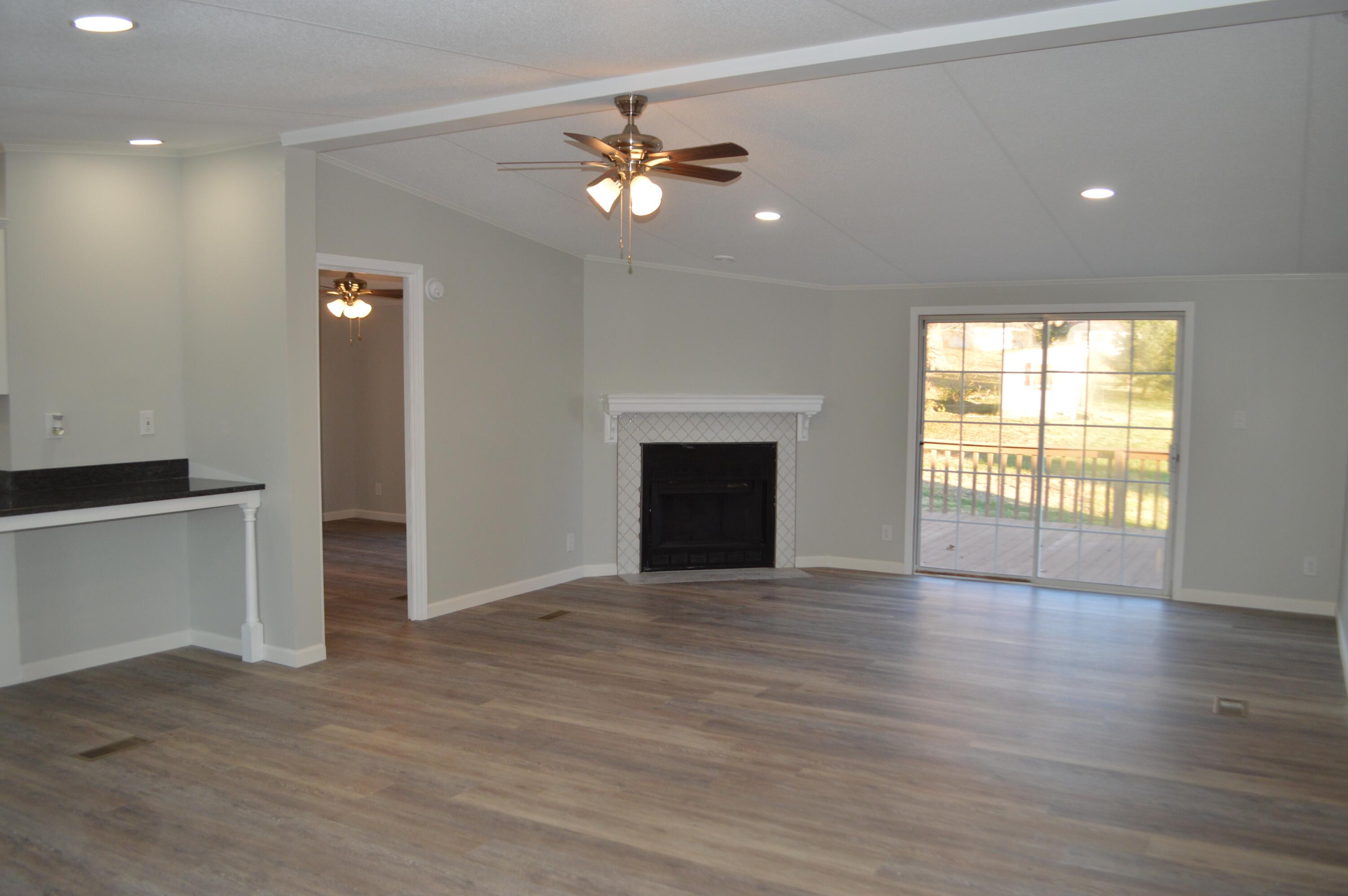 169 West Allens Bridge Road Greeneville, TN 37743 - Photo 14 of 35 DSC_0221