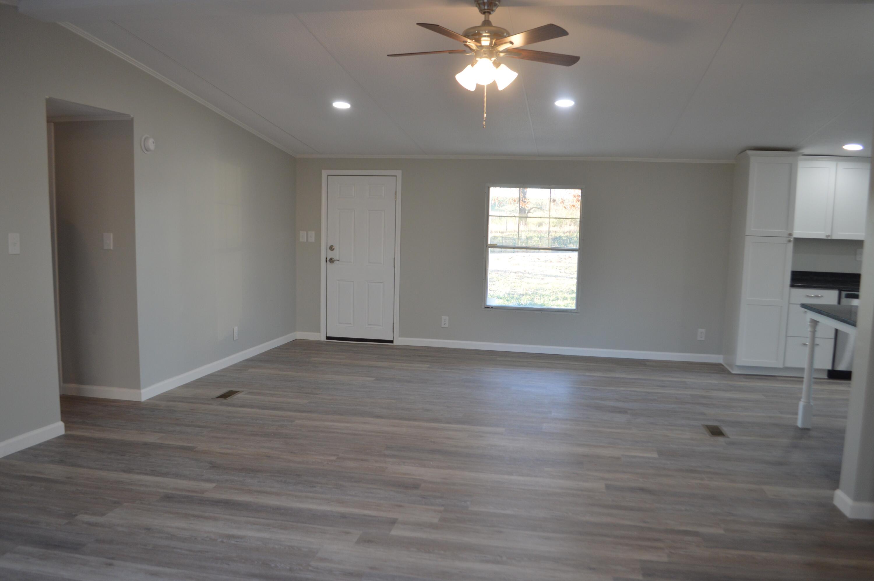 169 West Allens Bridge Road Greeneville, TN 37743 - Photo 15 of 35 DSC_0220