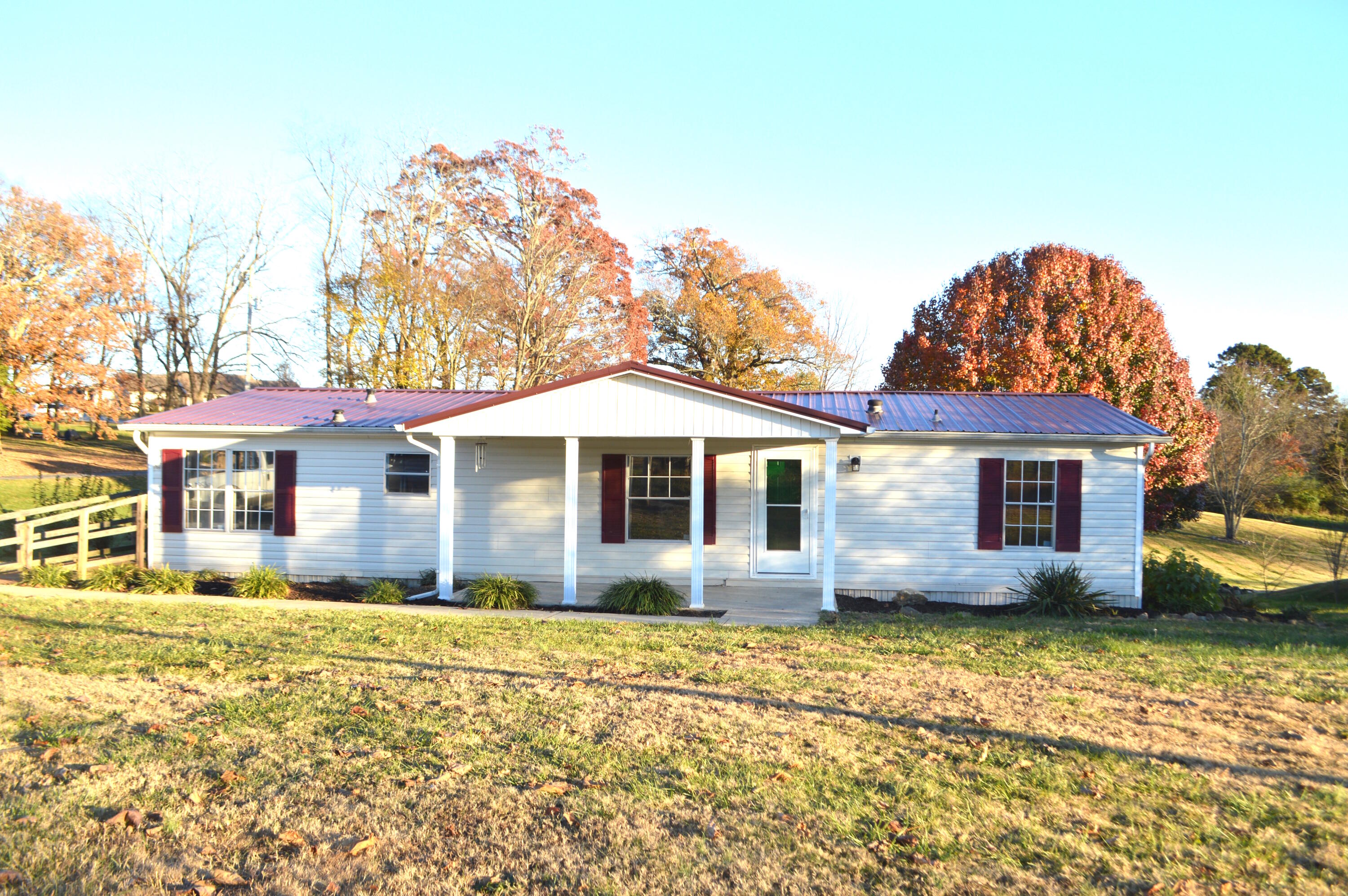 169 West Allens Bridge Road Greeneville, TN 37743 - Photo 3 of 35 DSC_0201