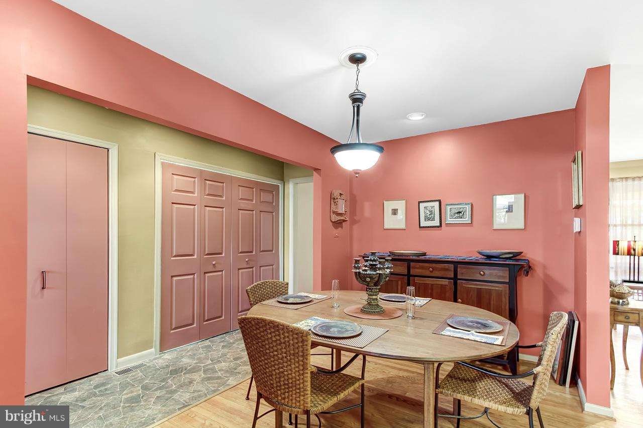7921 Springway Road Baltimore, MD 21204 - Photo 7 of 30 Dining Room