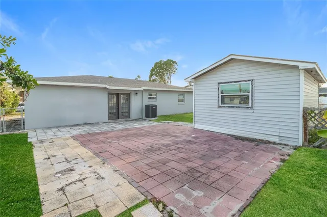 $2,310 | 7503 West New Orleans Avenue, Tampa, FL 33615