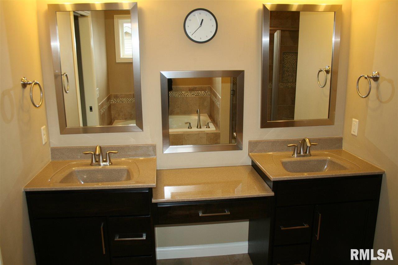 11002 North Ruby Court Dunlap, IL 61525 - Photo 18 of 34 Gallery Image 18
