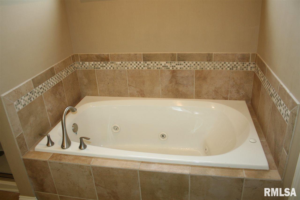 11002 North Ruby Court Dunlap, IL 61525 - Photo 19 of 34 Gallery Image 19