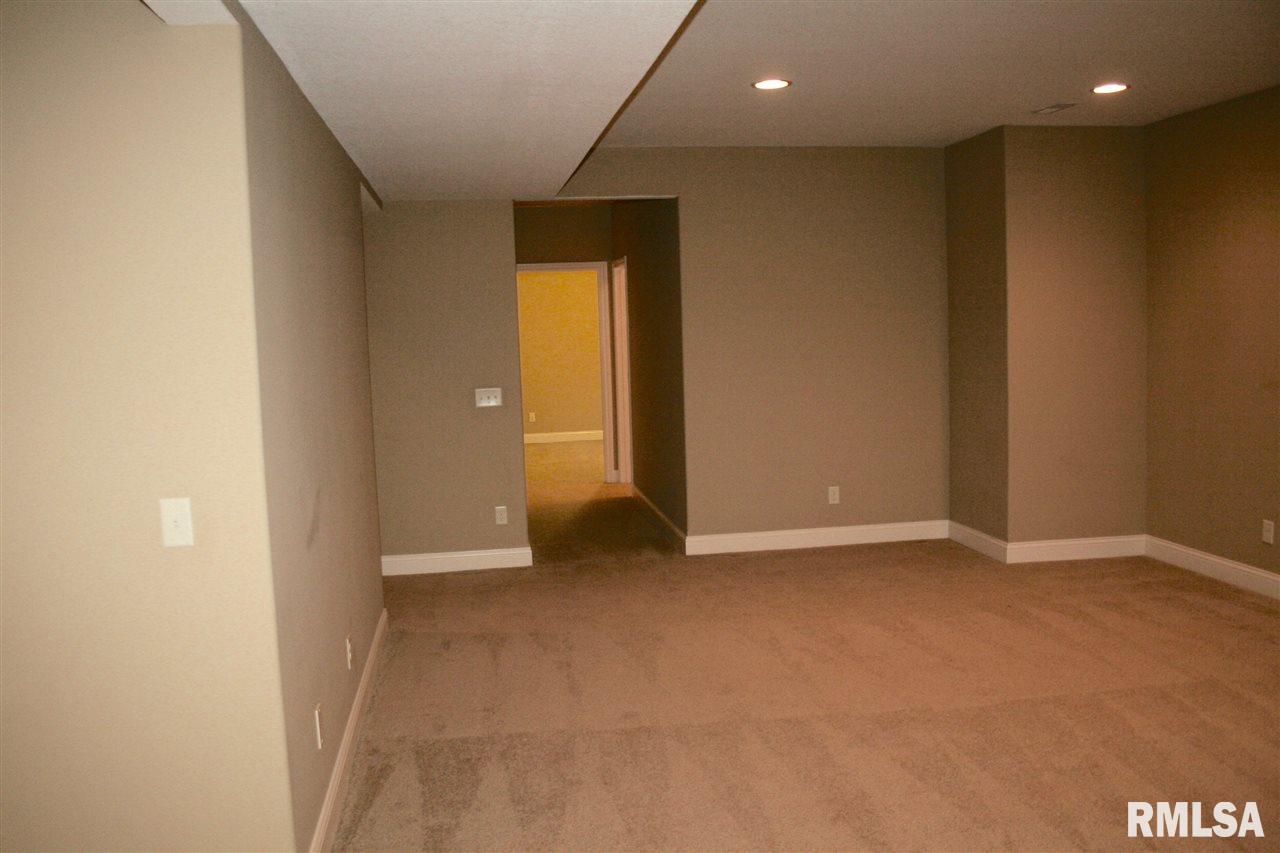 11002 North Ruby Court Dunlap, IL 61525 - Photo 31 of 34 Gallery Image 31