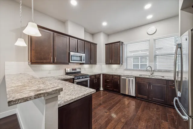 $2,800 | 4508 Cornish Street, Unit A, Houston, TX 77007