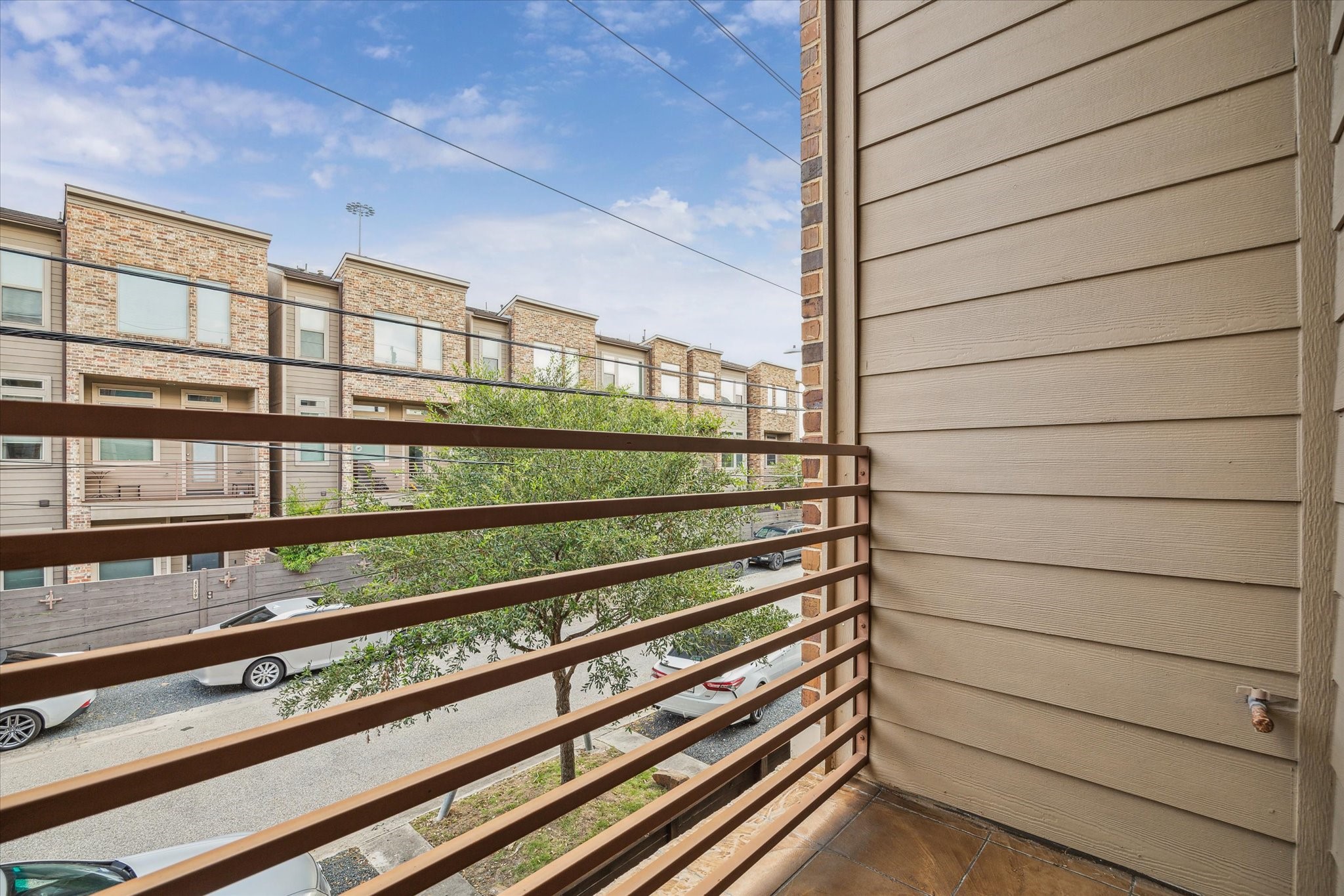 4508 Cornish Street, Unit A Houston, TX 77007 - Photo 8 of 22 Balcony located off the Living Room.