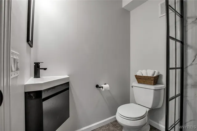 $679,900 | 1750 Woodard Road, Elma, NY 14059