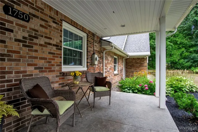 $679,900 | 1750 Woodard Road, Elma, NY 14059