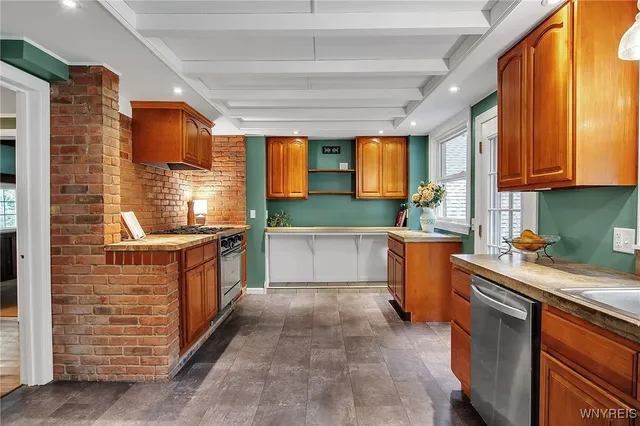 $679,900 | 1750 Woodard Road, Elma, NY 14059