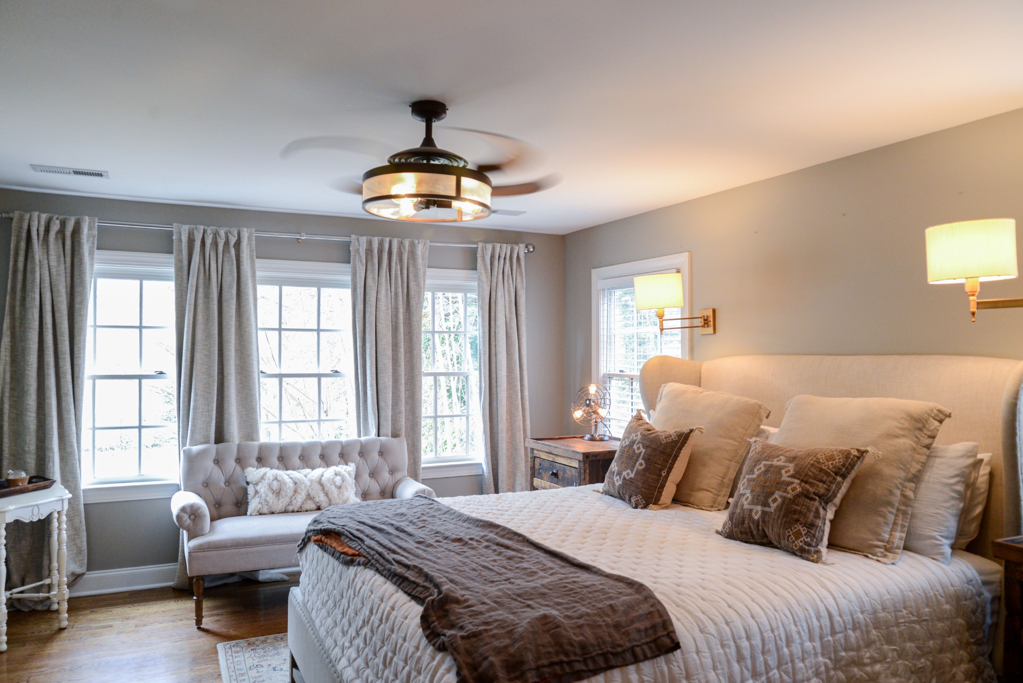 2905 Snowden Road Nashville, TN 37204 - Photo 26 of 40 a bedroom with a large bed and a large window