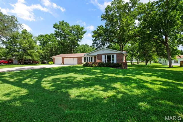 $350,000 | 1420 Church Street, Portage Des Sioux, MO 63373