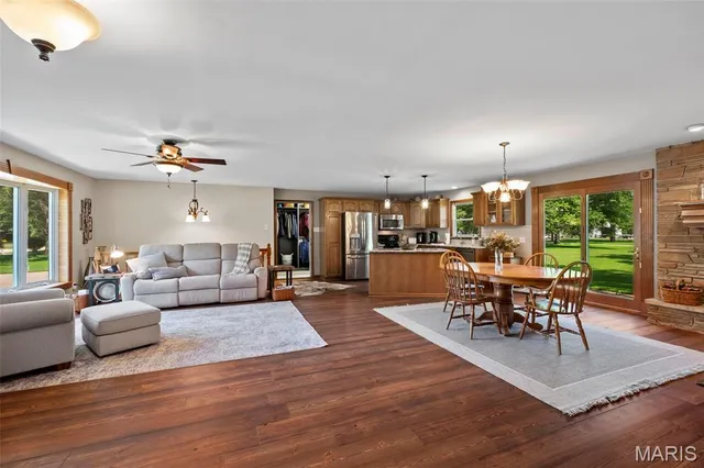 $350,000 | 1420 Church Street, Portage Des Sioux, MO 63373