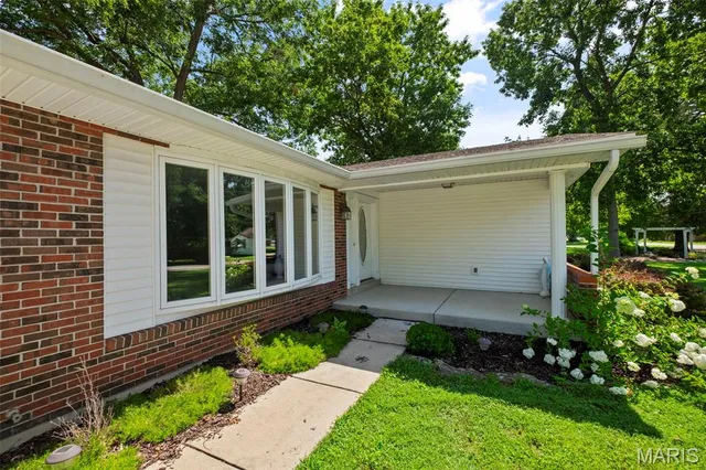 $350,000 | 1420 Church Street, Portage Des Sioux, MO 63373