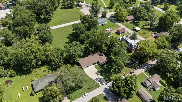 $350,000 | 1420 Church Street, Portage Des Sioux, MO 63373