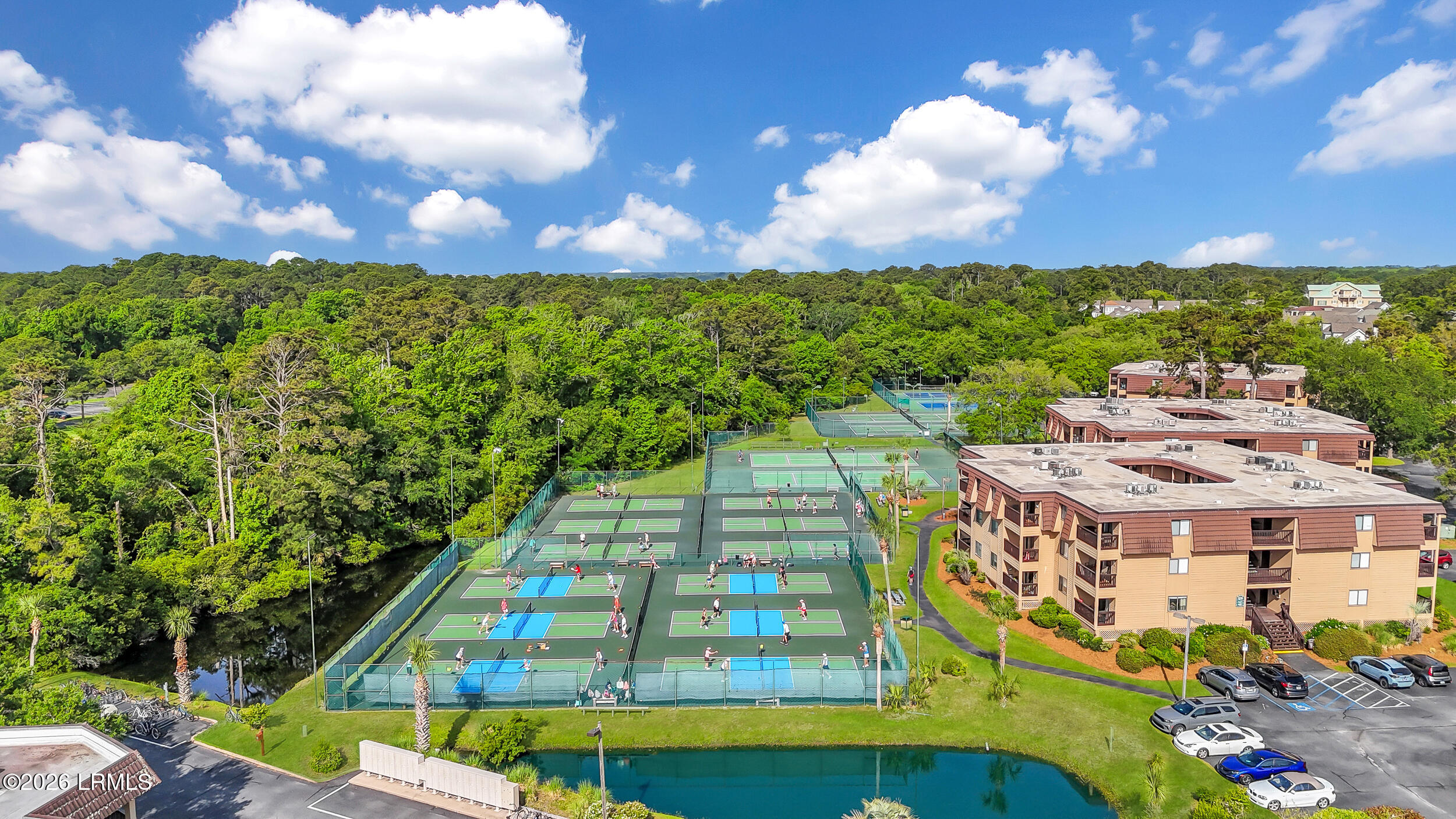 40 Folly Field Road, Unit B114 Hilton Head Island, SC 29928 - Photo 33 of 43 39_dji_20240430094446_0074_d.jpg_1