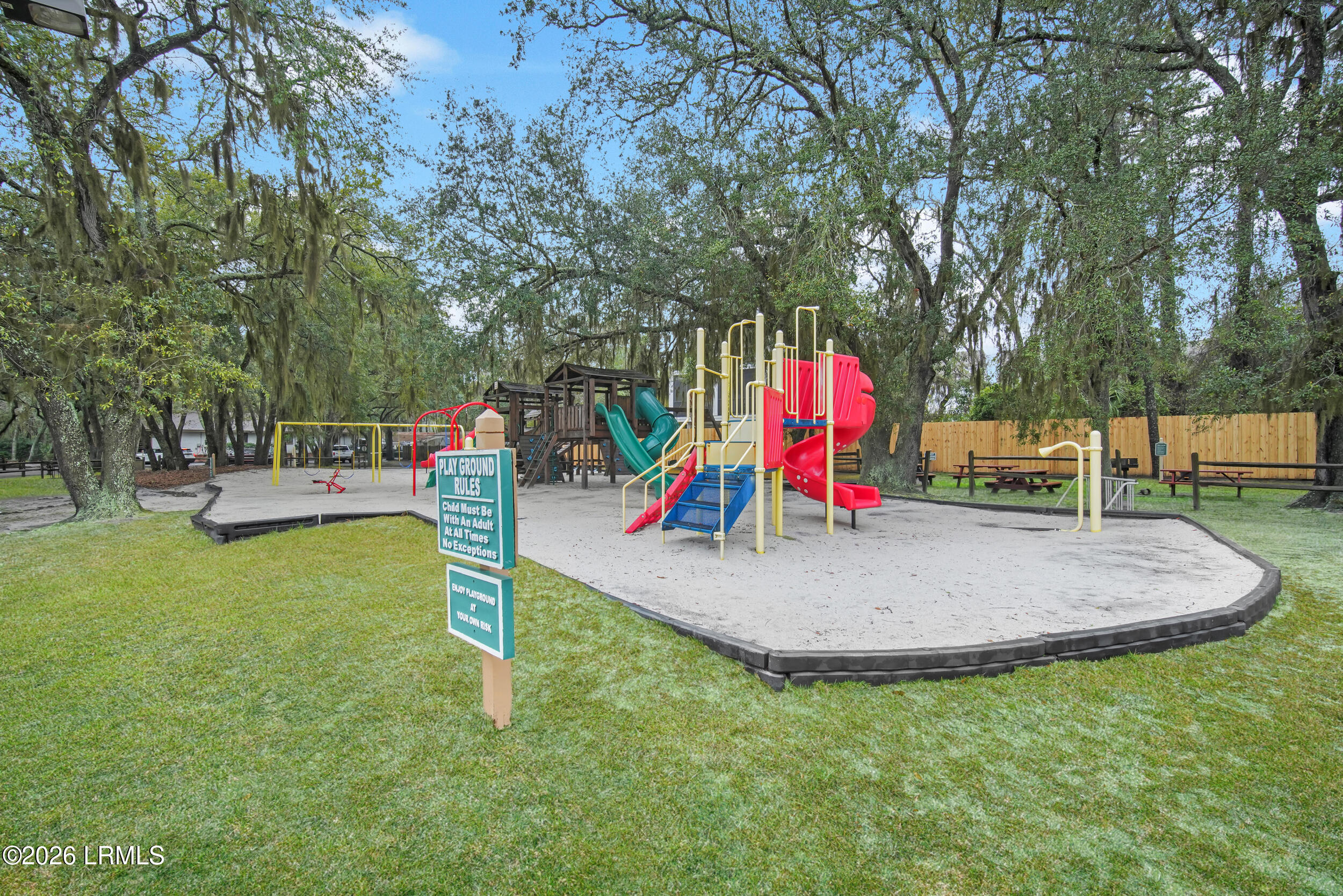 40 Folly Field Road, Unit B114 Hilton Head Island, SC 29928 - Photo 36 of 43 42_dsc09238a