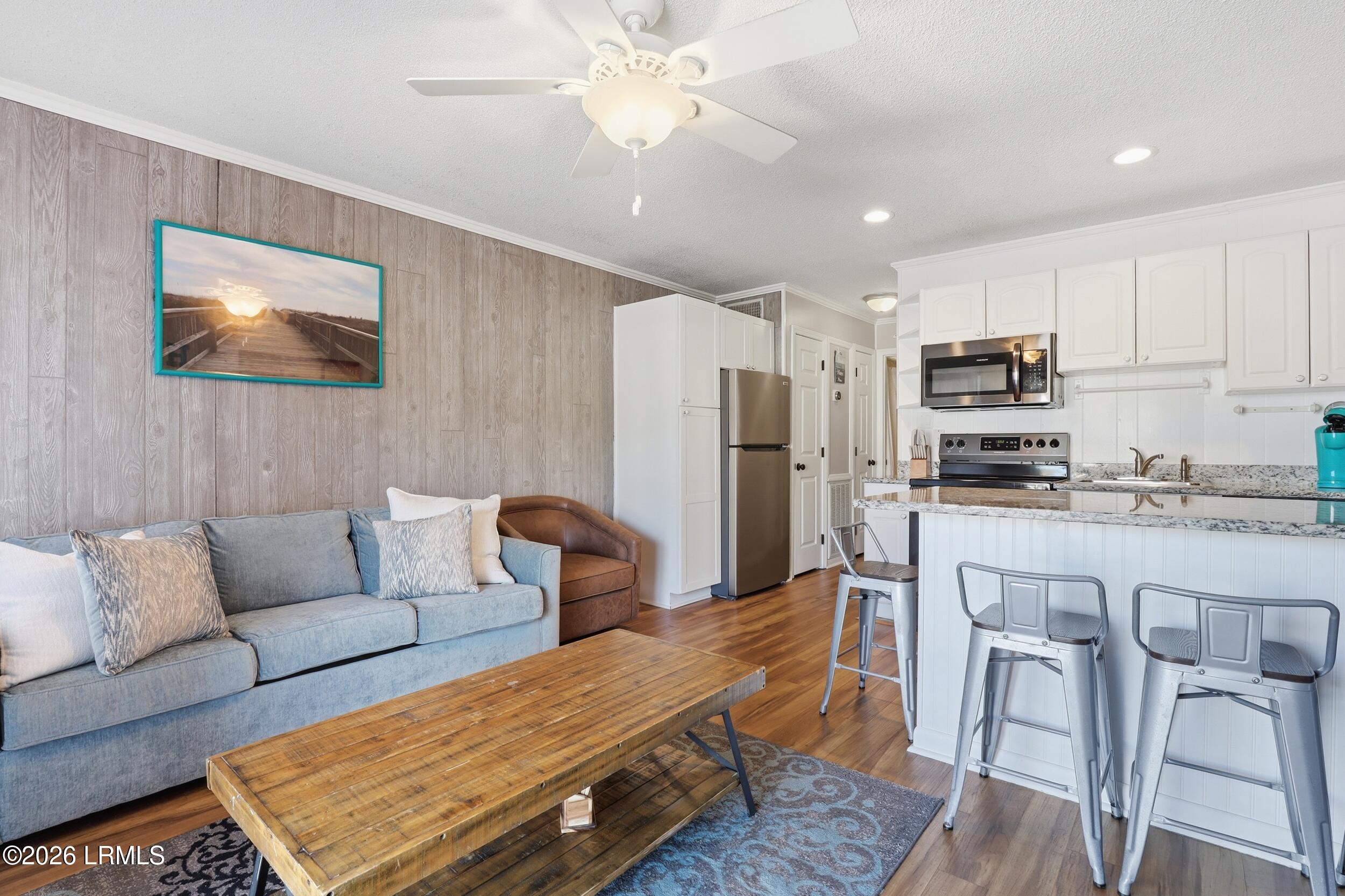 40 Folly Field Road, Unit B114 Hilton Head Island, SC 29928 - Photo 7 of 43 23_ep_020