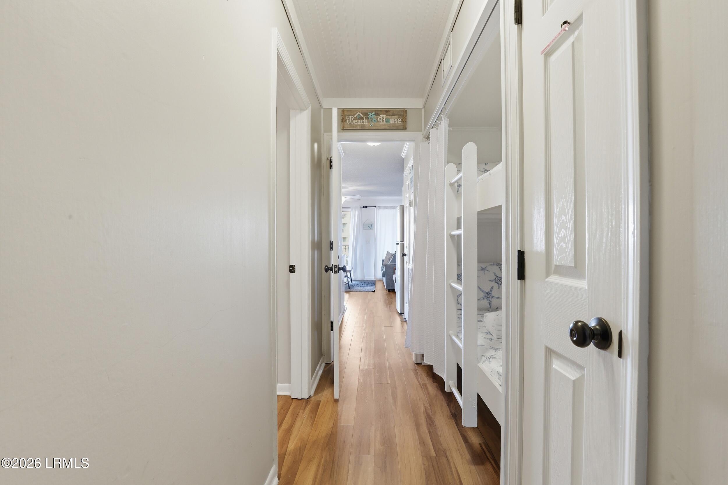 40 Folly Field Road, Unit B114 Hilton Head Island, SC 29928 - Photo 10 of 43 7_ep_003