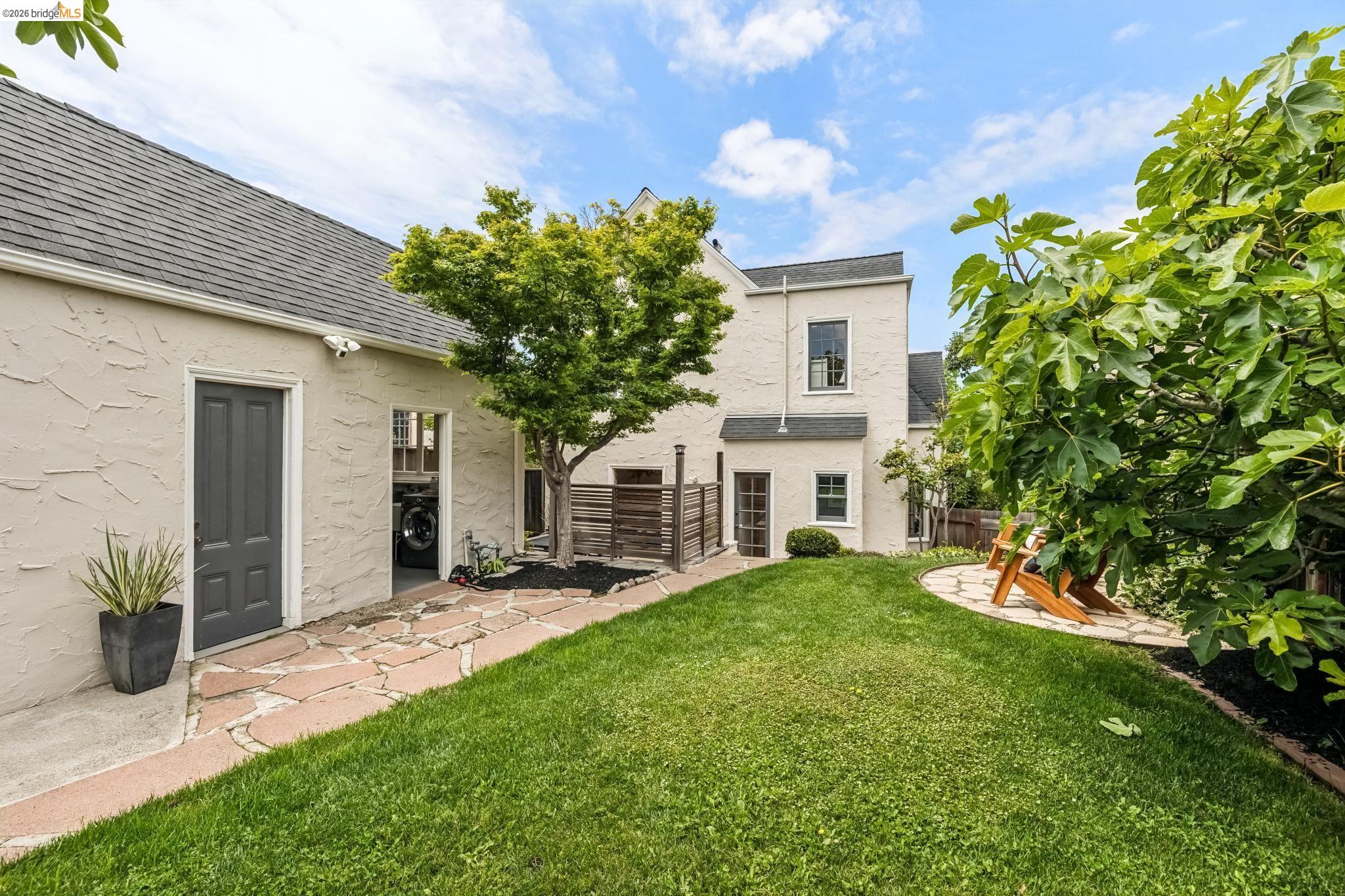 1165 Harvard Road Piedmont, CA 94610 - Photo 49 of 62