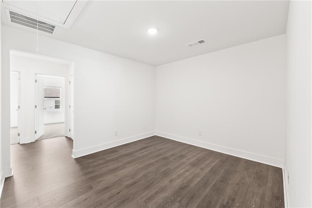 98 Auburn Valley Way Auburn, GA 30011 - Photo 20 of 47 a view of an empty room