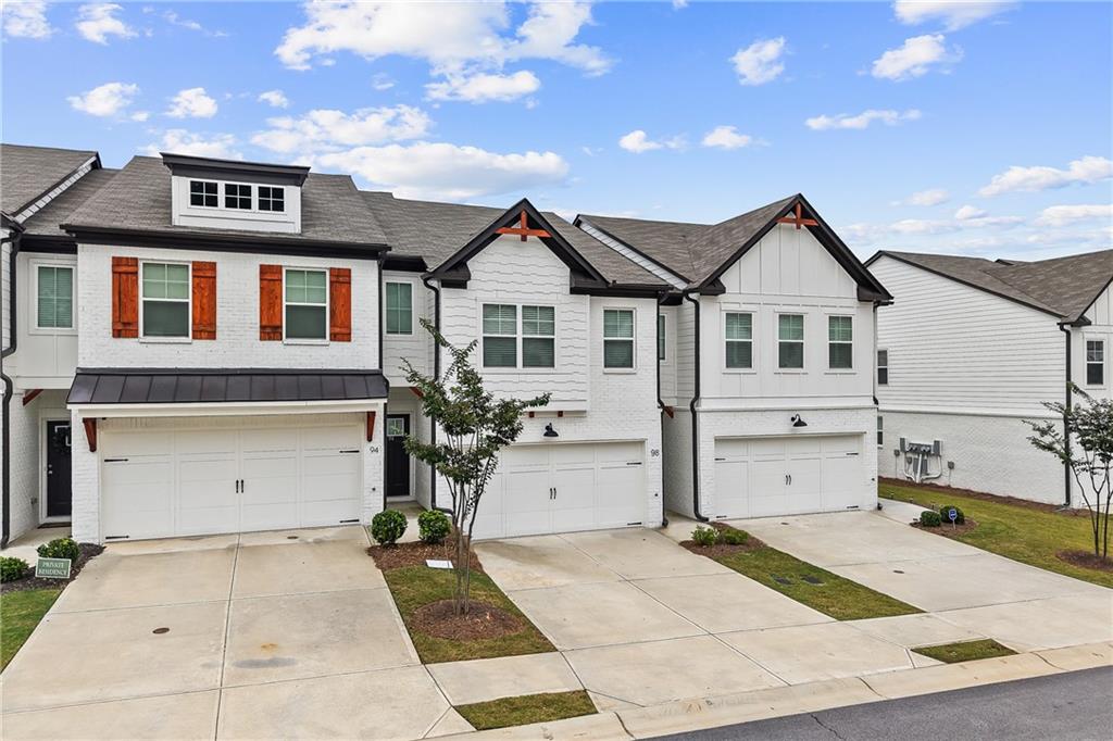 98 Auburn Valley Way Auburn, GA 30011 - Photo 4 of 47 front view of house