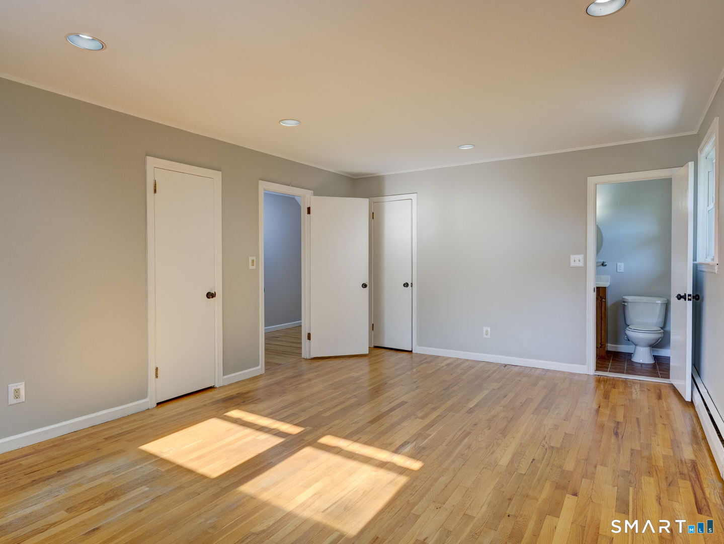 38 Portage Road West Hartford, CT 06117 - Photo 15 of 37