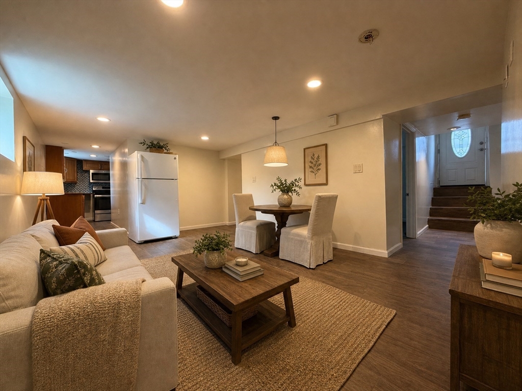 338 Riverside Avenue, Unit B Medford, MA 02155 - Photo 7 of 13