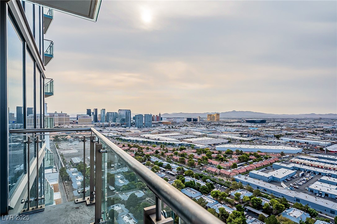 4381 West Flamingo Road, Unit 3221 Las Vegas, NV 89103 - Photo 14 of 33