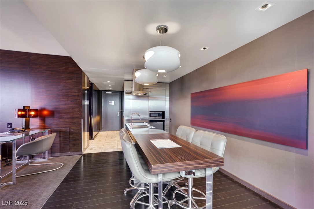 4381 West Flamingo Road, Unit 3221 Las Vegas, NV 89103 - Photo 2 of 33