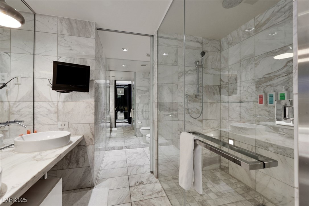 4381 West Flamingo Road, Unit 3221 Las Vegas, NV 89103 - Photo 10 of 33