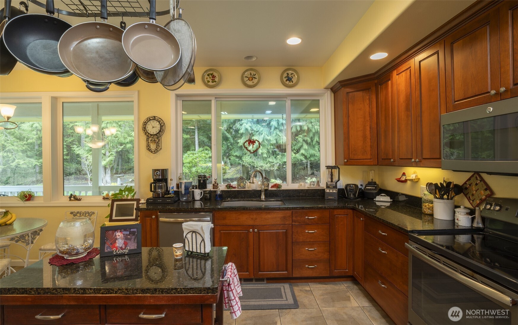 72 Doe Place Sequim, WA 98382 - Photo 11 of 40