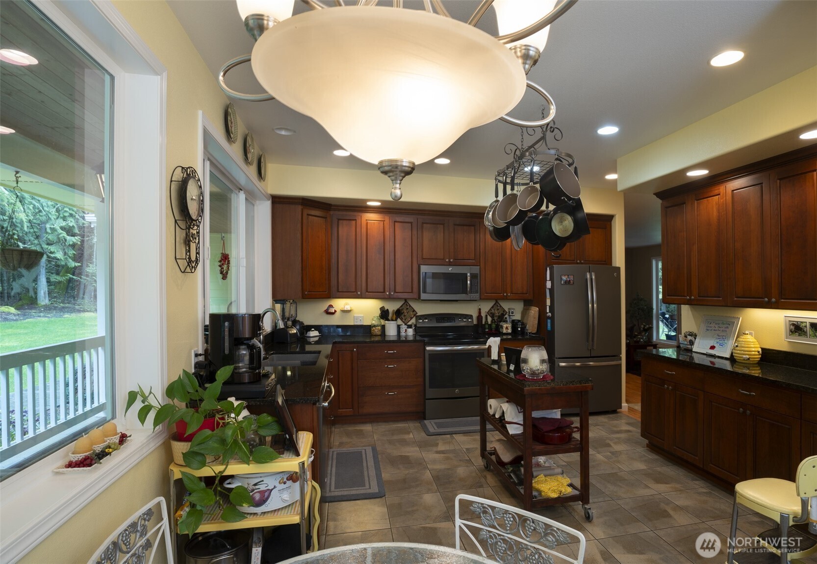 72 Doe Place Sequim, WA 98382 - Photo 12 of 40