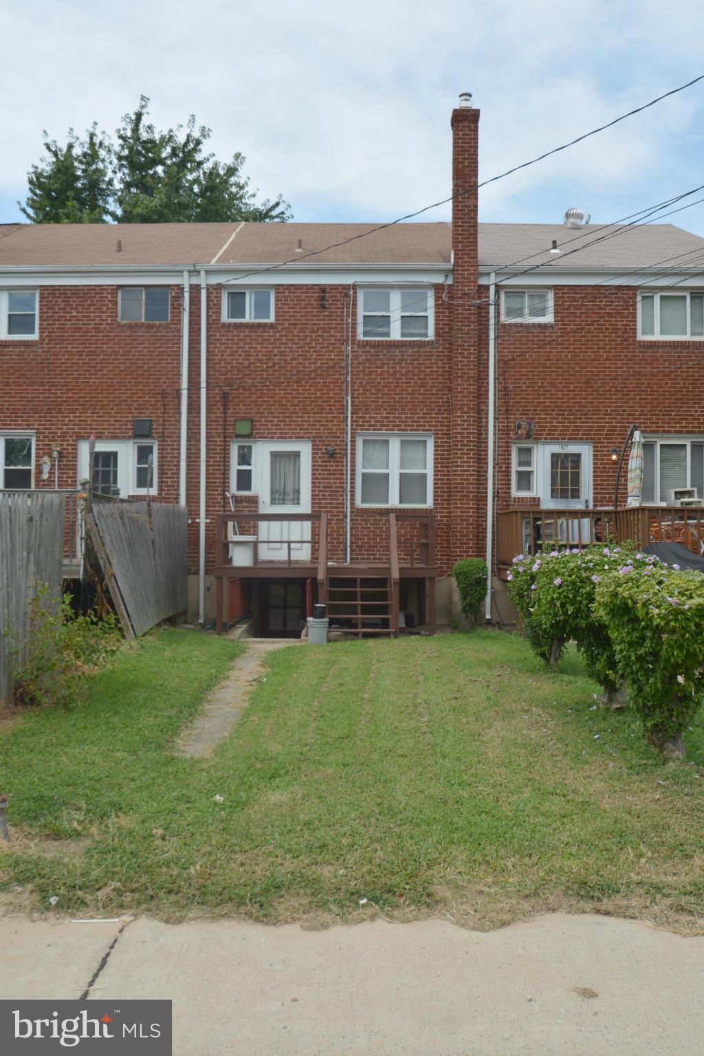 1929 Haselmere Road Baltimore, MD 21222 - Photo 22 of 22 a view of backyard with a garden and plants