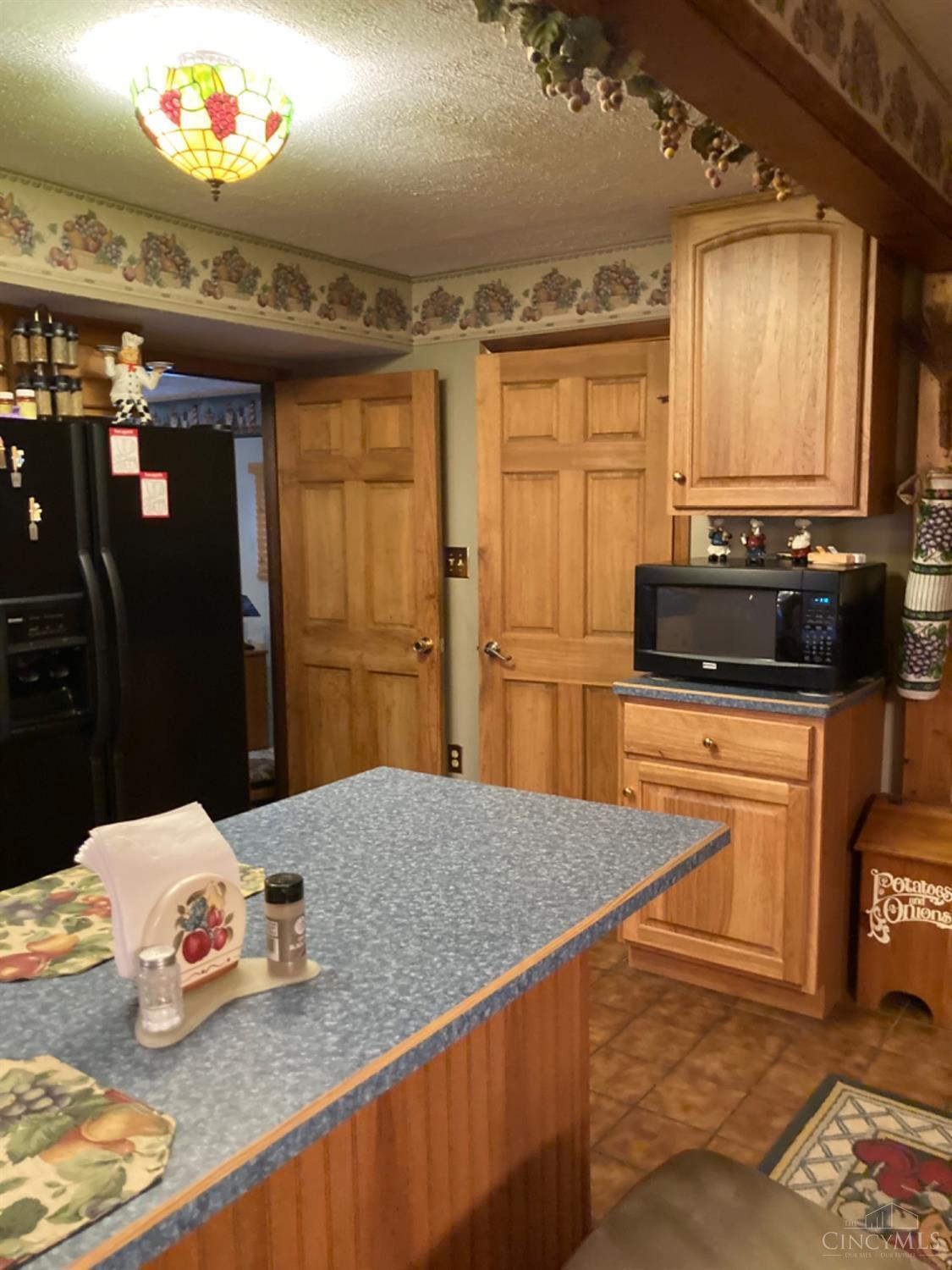 536 Anderson Ferry Road Cincinnati, OH 45238 - Photo 9 of 40