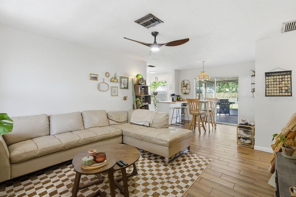8520 109th Way North Seminole, FL 33772 - Photo 5 of 40 a living room with furniture