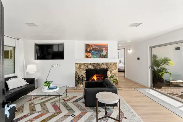 $2,180,000 | 1645 Noma Lane, Encinitas, CA 92024