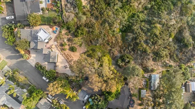 $2,180,000 | 1645 Noma Lane, Encinitas, CA 92024