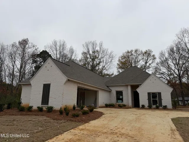$354,900 | 104 Jasmine Cove Drive, Brandon, MS 39042