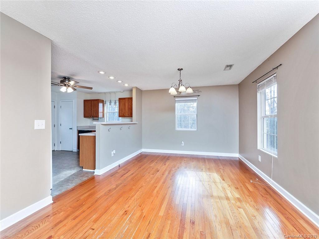 332 Shoemaker Farm Road Statesville, NC 28625 - Photo 4 of 27 Gallery Image 4