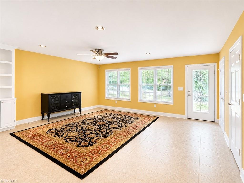 858 George Murphy Road Winston-Salem, NC 27107 - Photo 10 of 23