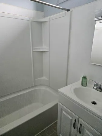 $1,400 | 135 West Michigan Avenue, Unit 2, Saline, MI 48176